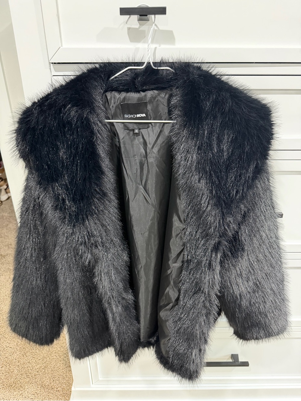 FASHION NOVA Black Faux Fur Coat for Women L